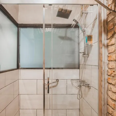 Novus Pera Szálloda 3*