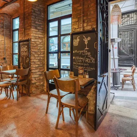 ホテル Novus Pera 3*