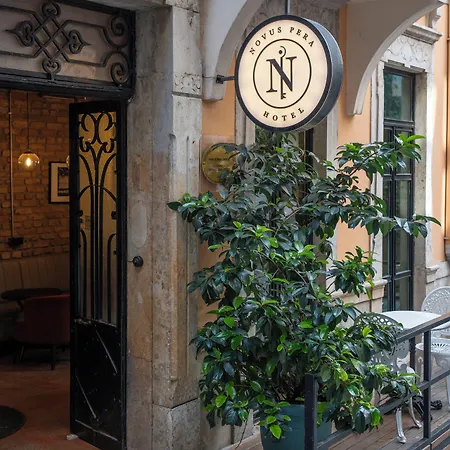 Novus Pera Hotel 3*